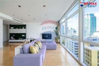 曼谷市公寓3卧3卫215平方米出售 