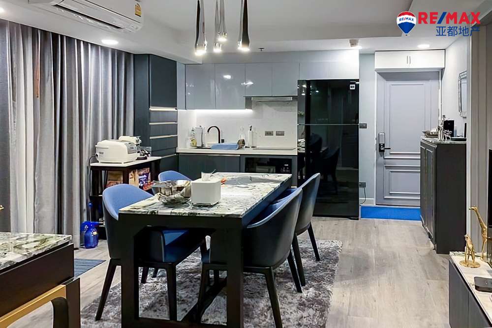 曼谷市中心苏坤逸现代豪华两居室大户型公寓出售 Experience Luxury Living in Sukhumvit with These 2 Modern Spacious Bedrooms for Sale!
