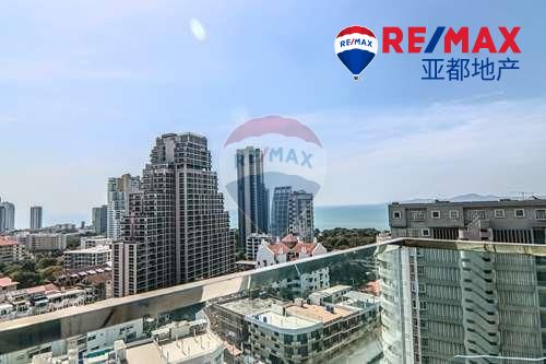 芭提雅帕山顶层公寓70平方米1卧1卫出售 The Cliff Pattaya