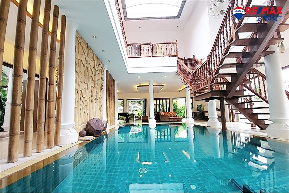 芭提雅中天区C'est Palai泳池别墅758平方米4卧5卫出售 Unique Luxury Pool House with Tropical garden