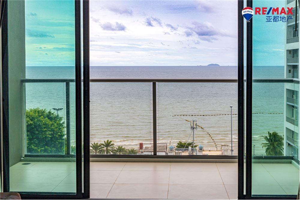 芭提雅海滨公寓50平方米1卧1卫出售 Stunning corner unit views! 